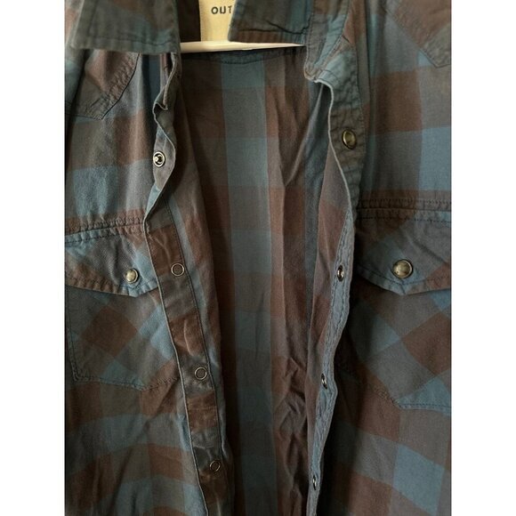 American Eagle men’s size large blue plaid button-down - Picture 3 of 6